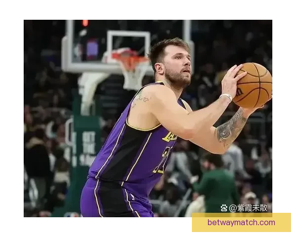 东契奇首节狂砍17分惊艳全场 生涯5000分里程碑轻松解锁