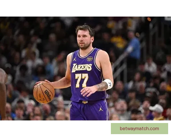 东契奇41分创多项纪录比肩科比队史第四却因16次失误被禁赛