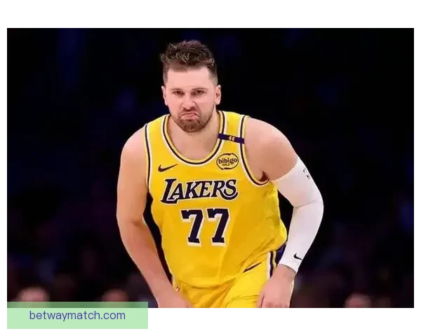 东契奇41+8创7大纪录 比肩科比表现惊艳 累计16T将遭禁赛